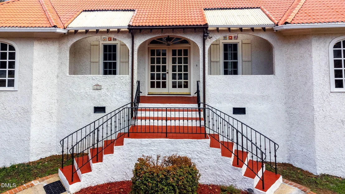 Photo of 4205 Swarthmore Road