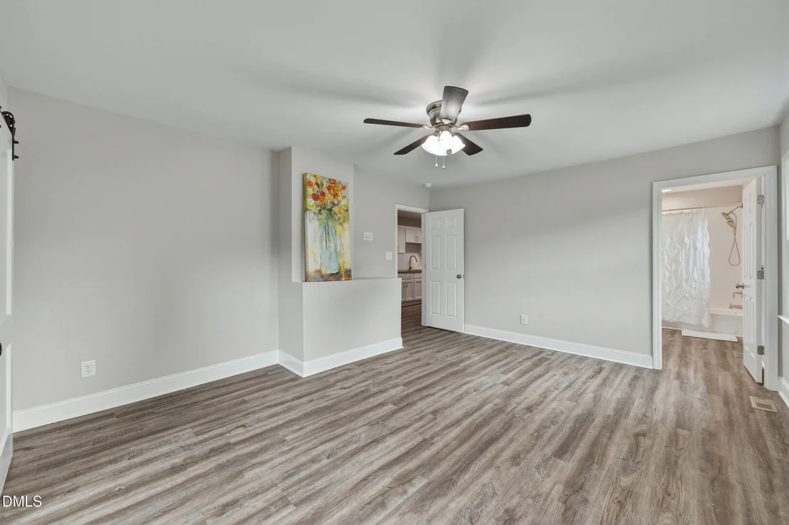 Photo of 503 E Juniper Avenue