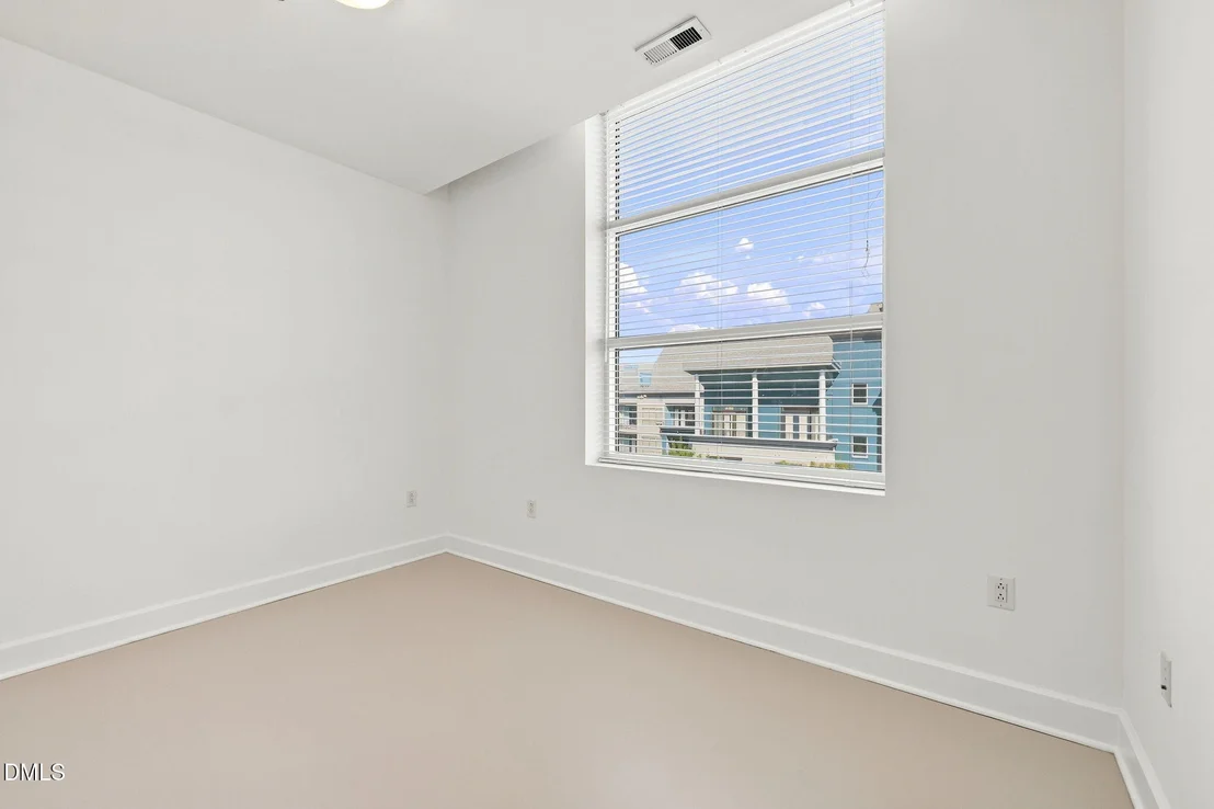 Photo of Unit 402 at 2608 Erwin Road