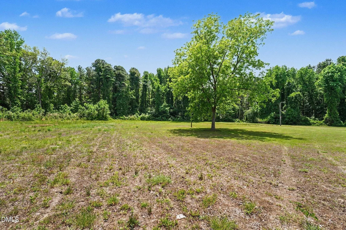 Photo of 399 Army Road