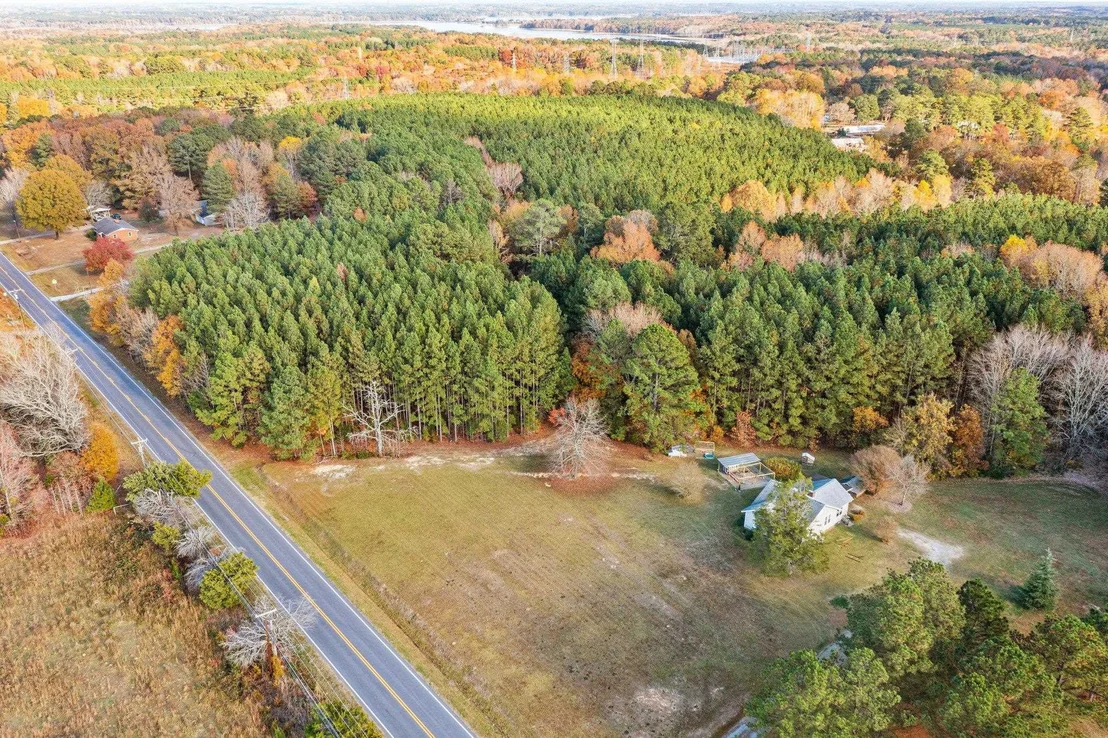 Photo of 3216 Hamlin Road