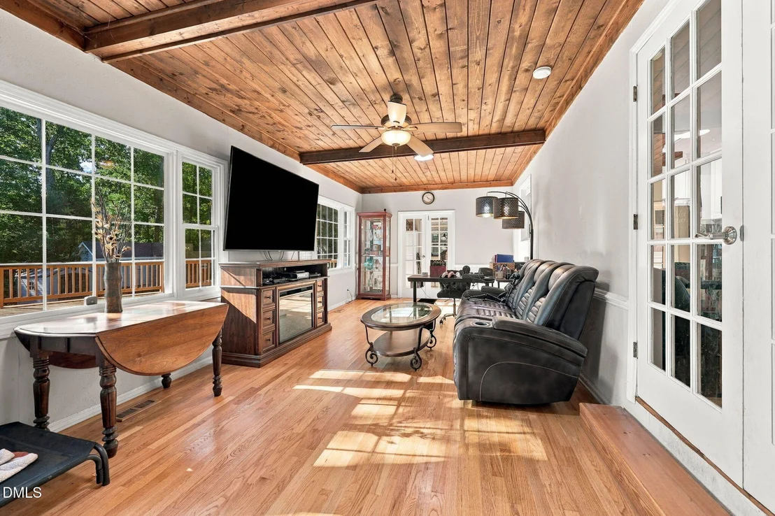 Photo of 5312 Fairoaks Road