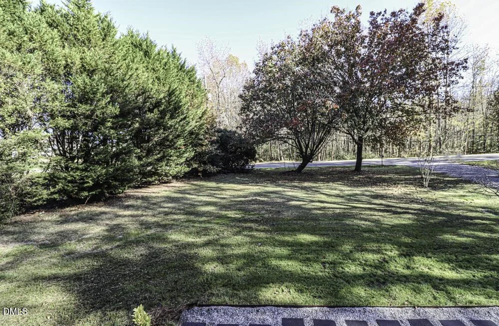 Photo of 805 River Road