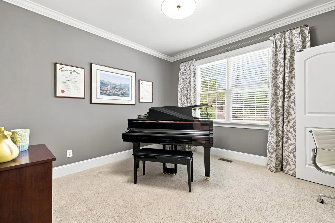 Photo of 153 Edgewood Drive