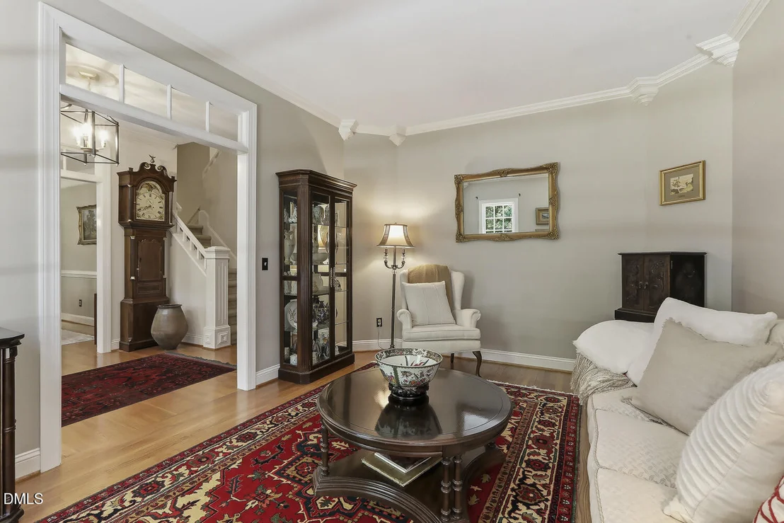 Photo of 429 Grosvenor Drive