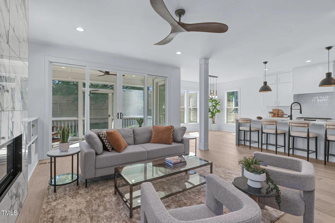 Photo of 1016 Addison Place