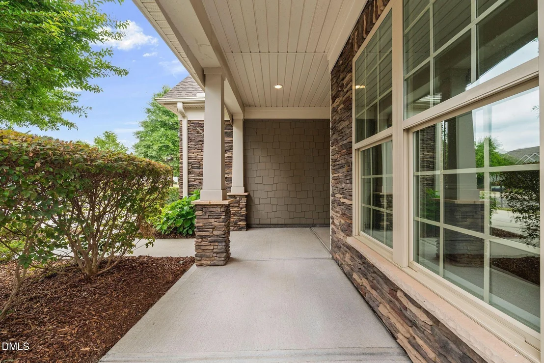 Photo of 820 Gaston Manor Drive