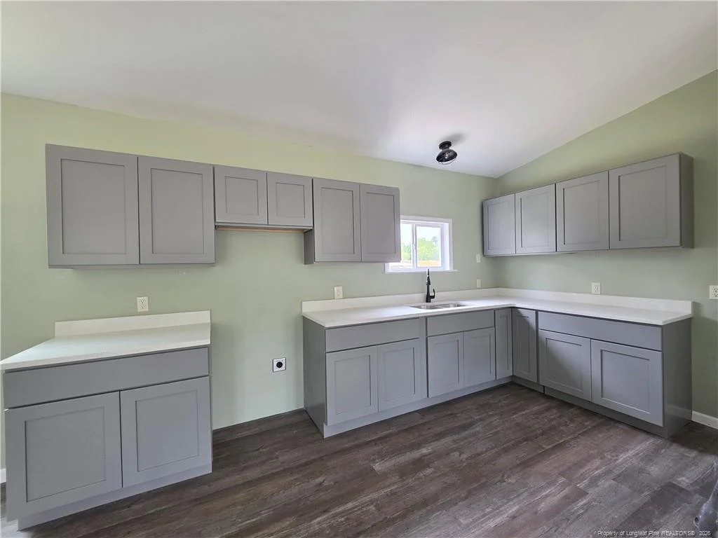 Photo of 190 Deaton Road