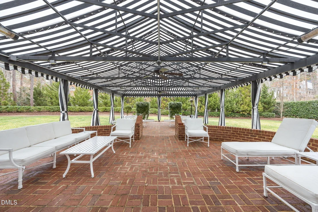 Photo of 3712 Darwin Road