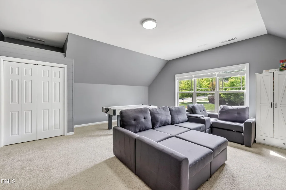 Photo of 9104 Linslade Way