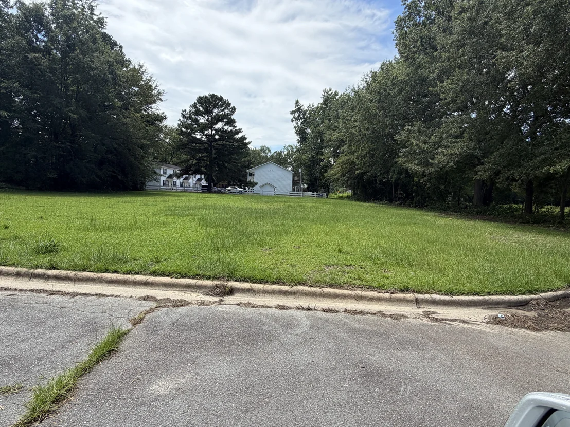 Photo of 801 2nd Avenue