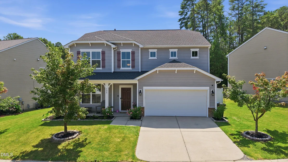 Photo of 124 Rosebud Lane