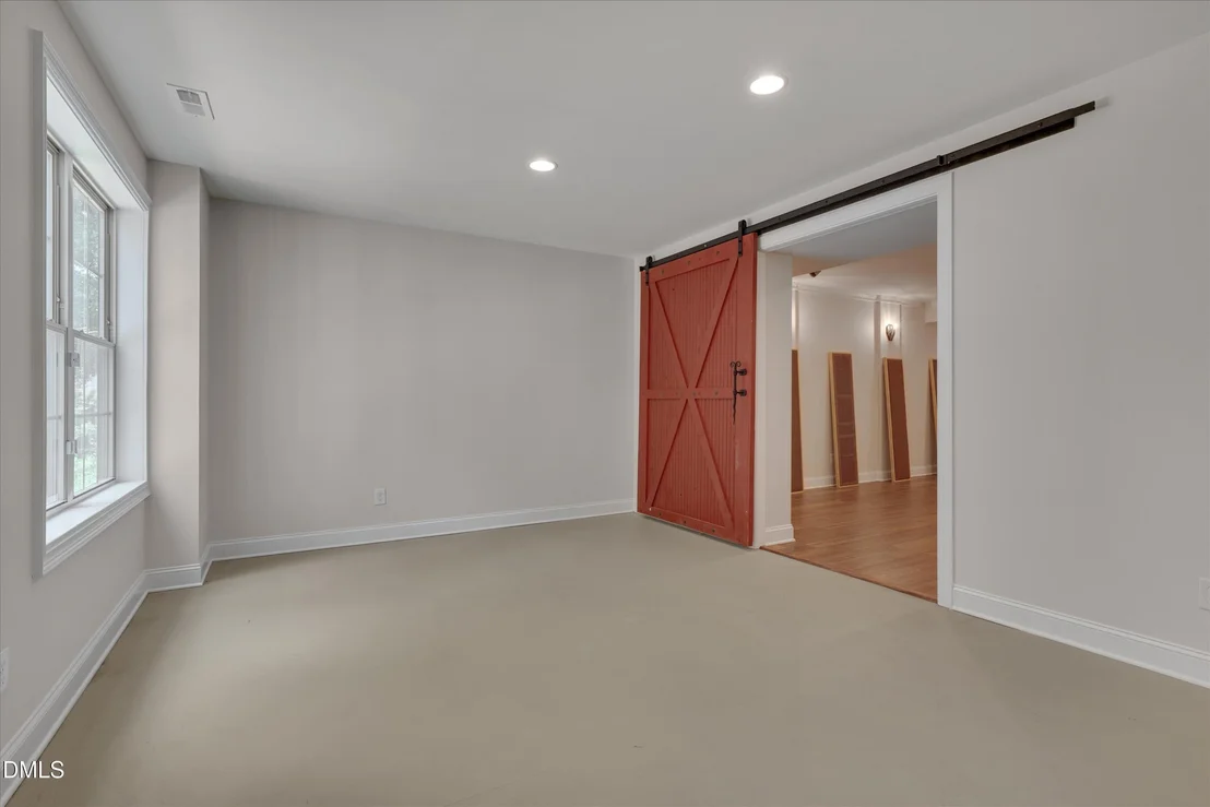 Photo of 901 South Bend Drive