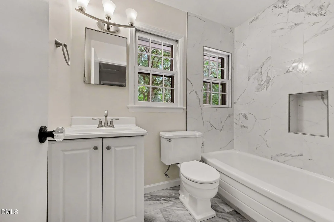 Photo of 1307 Leclair Street
