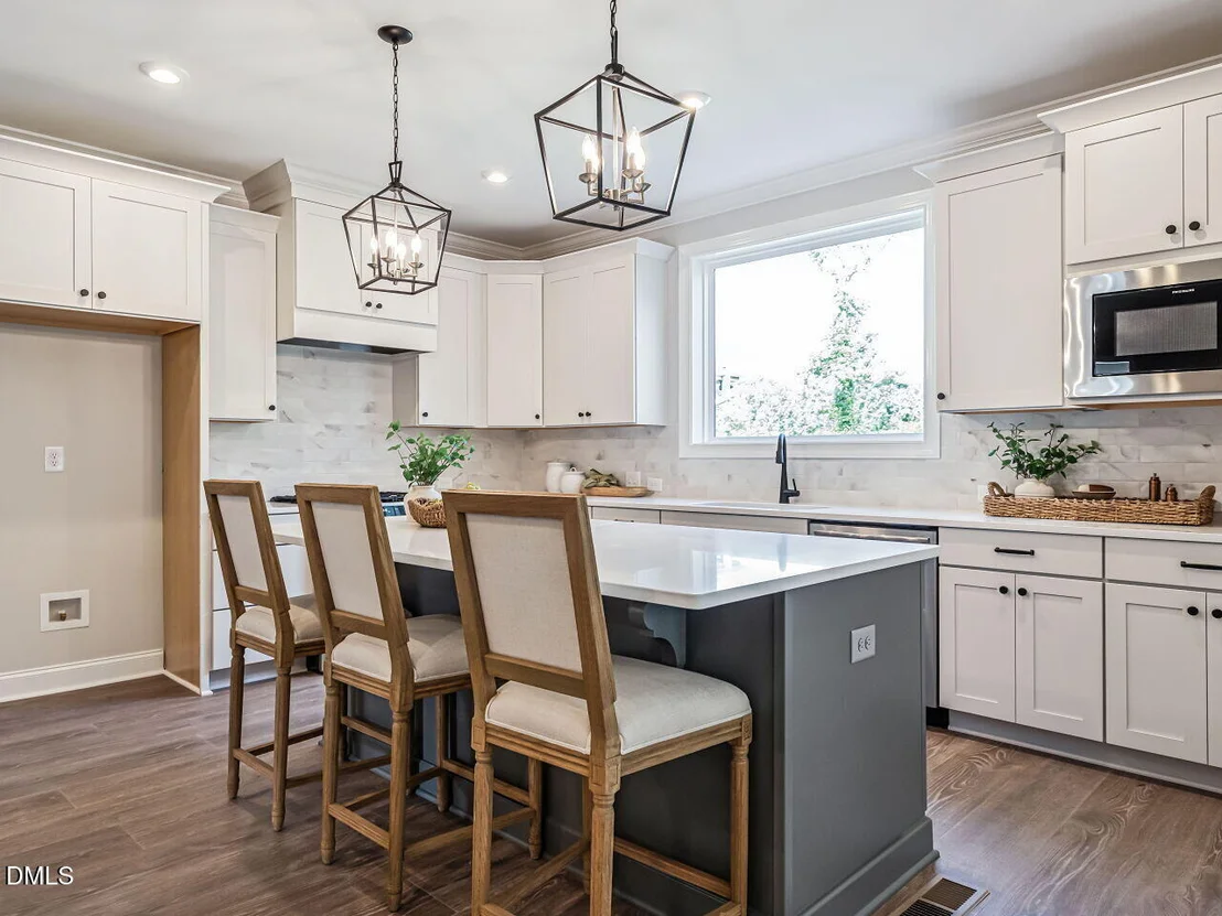 Photo of 353 Catheys Creek Circle