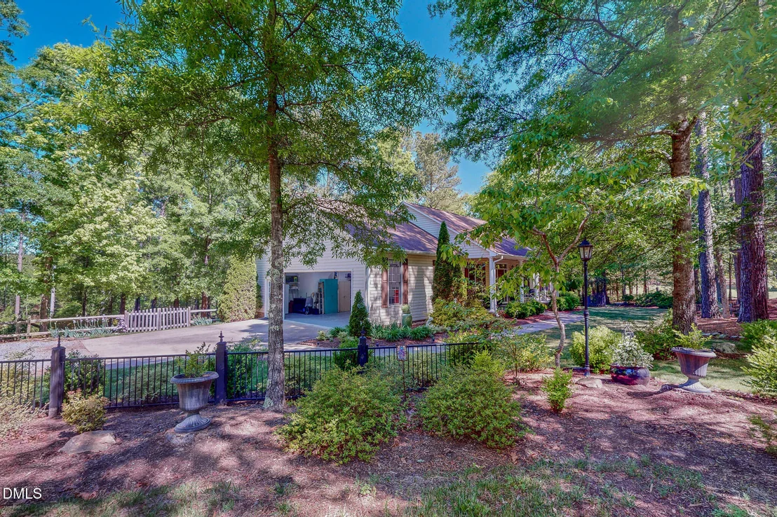 Photo of 734 Crystal Forest Drive