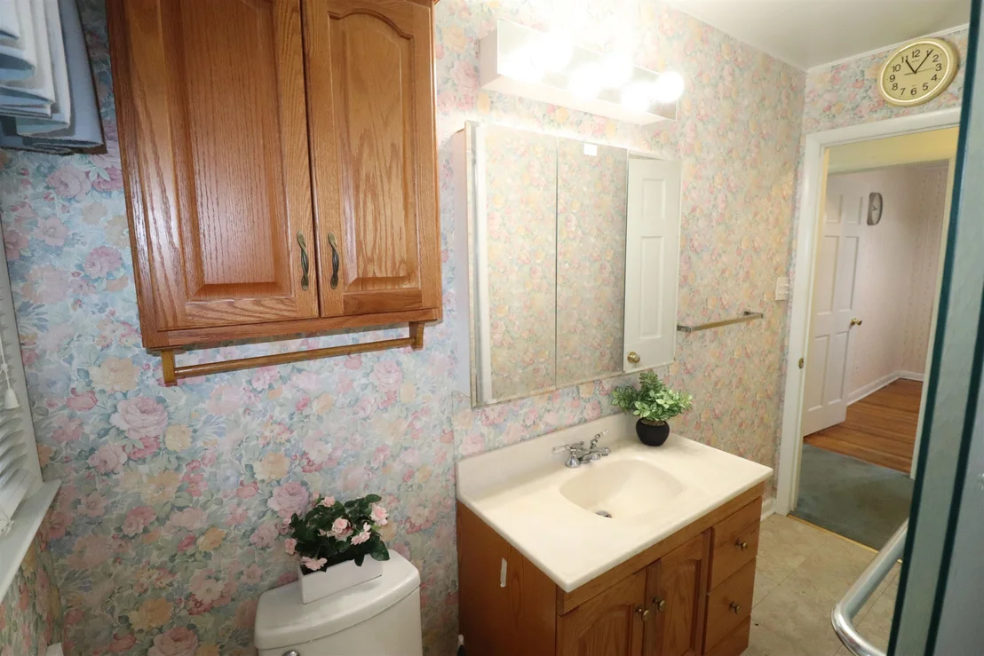 Photo of 8713 Chapel Hill Road