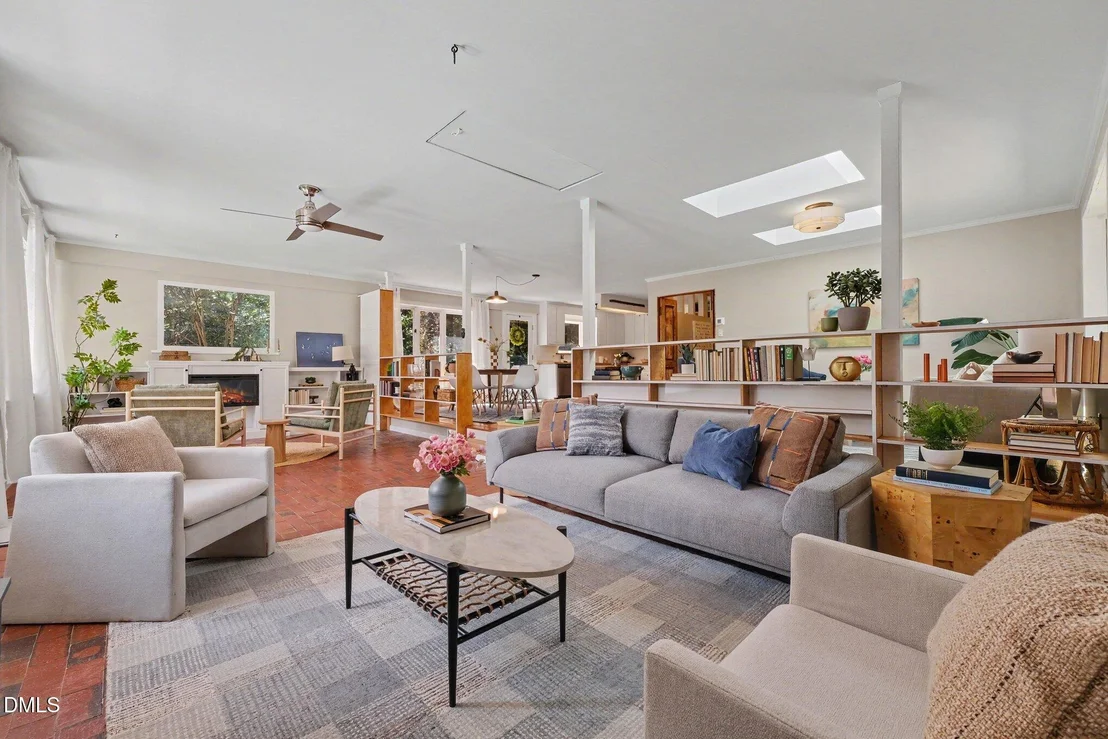 Photo of 603 Smith Level Road