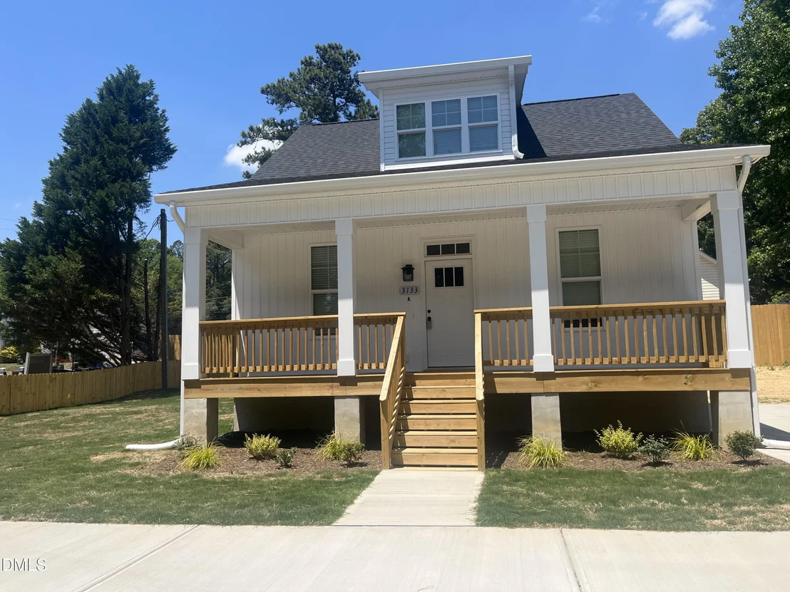 Photo of 403 Bonhill Drive