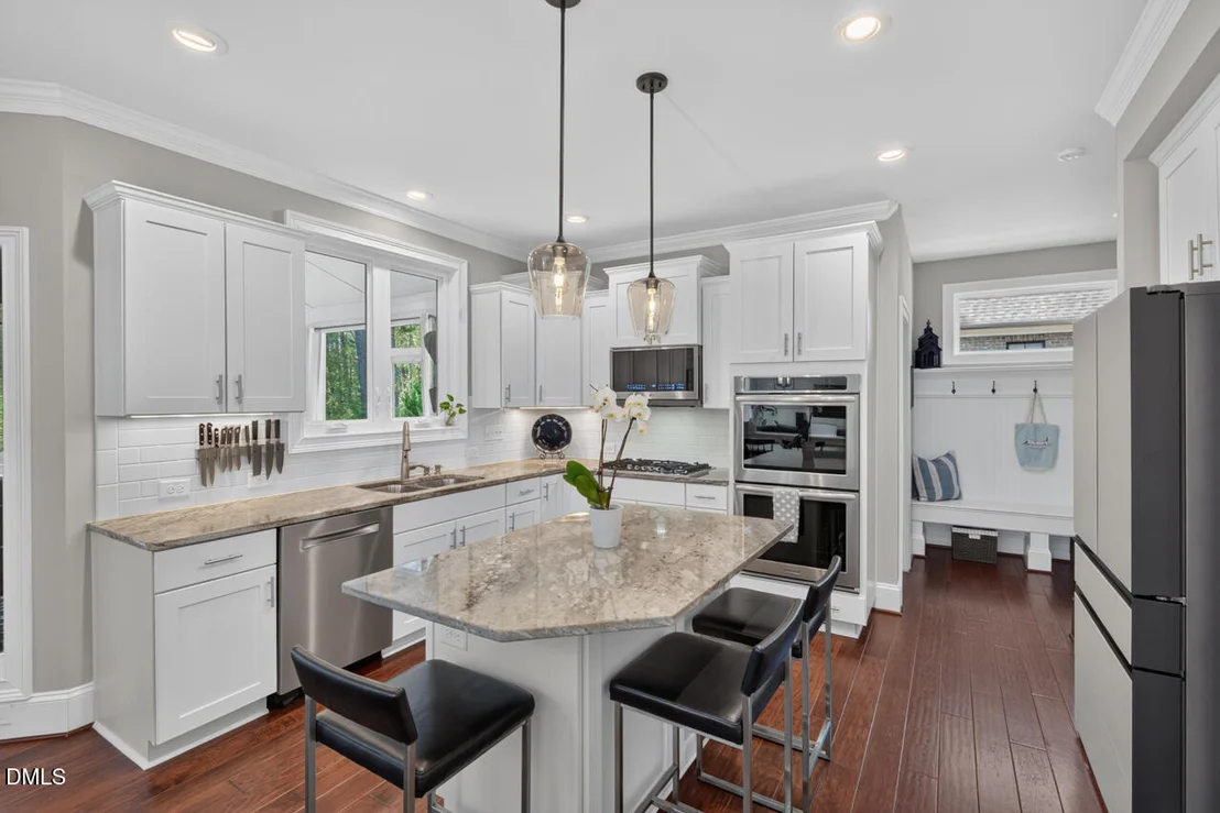 Photo of 722 Clausun Drive