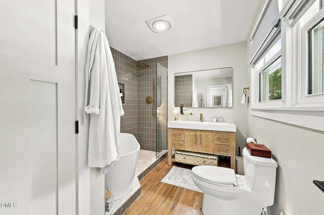 Photo of 2107 Dandridge Drive