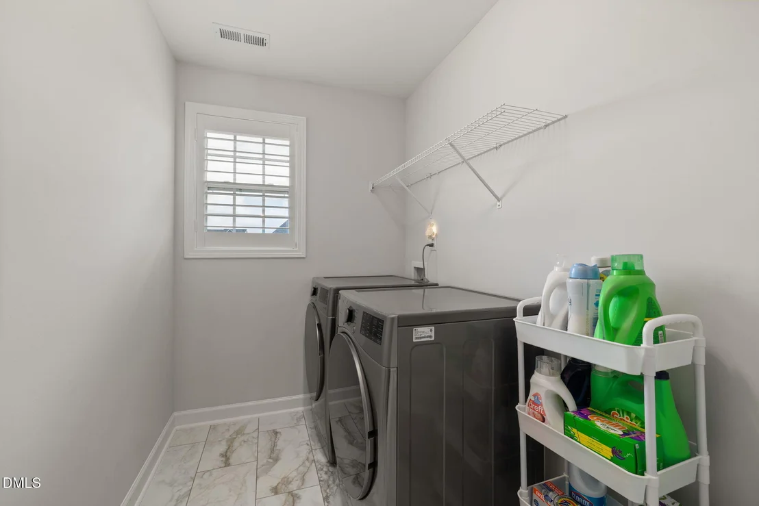 Photo of 118 W Sand Luggs Court