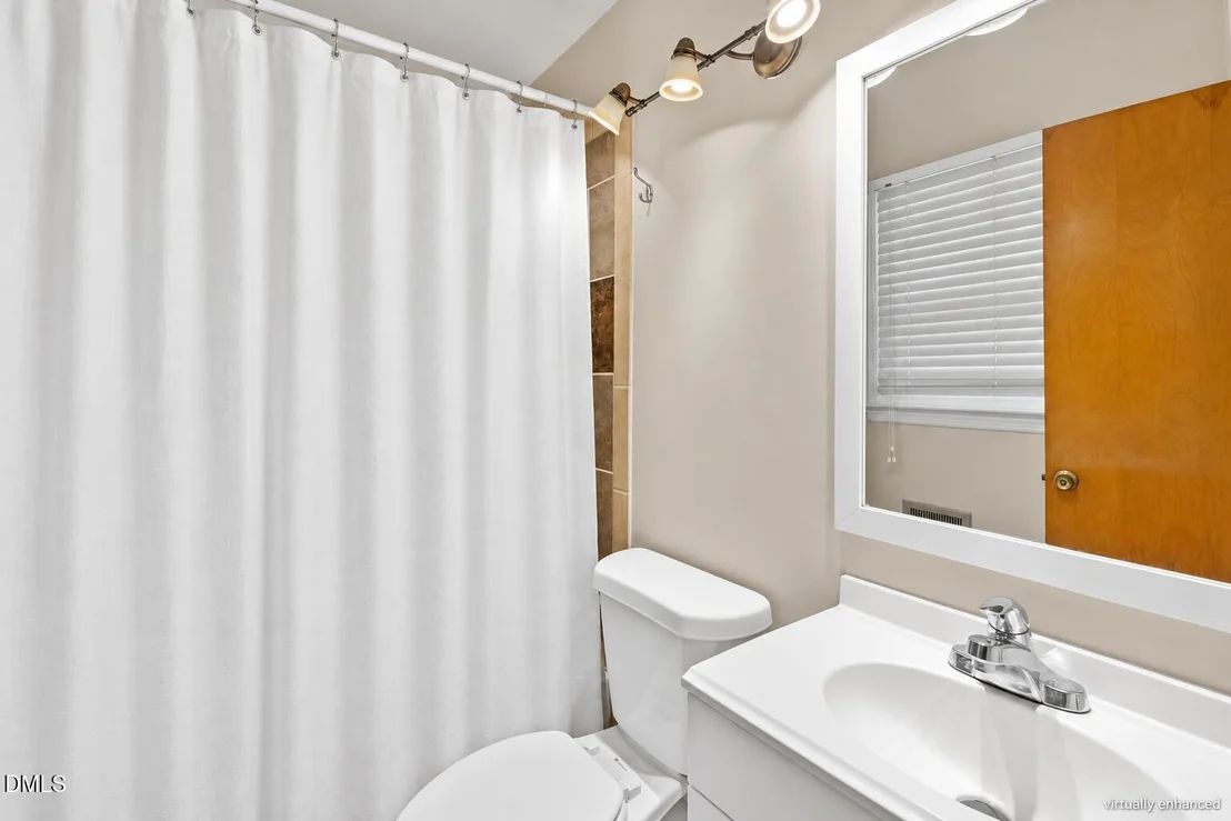 Photo of 6324 Tryon Road