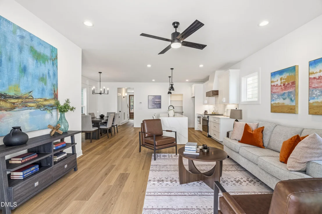 Photo of 722 1/2 Powell Drive