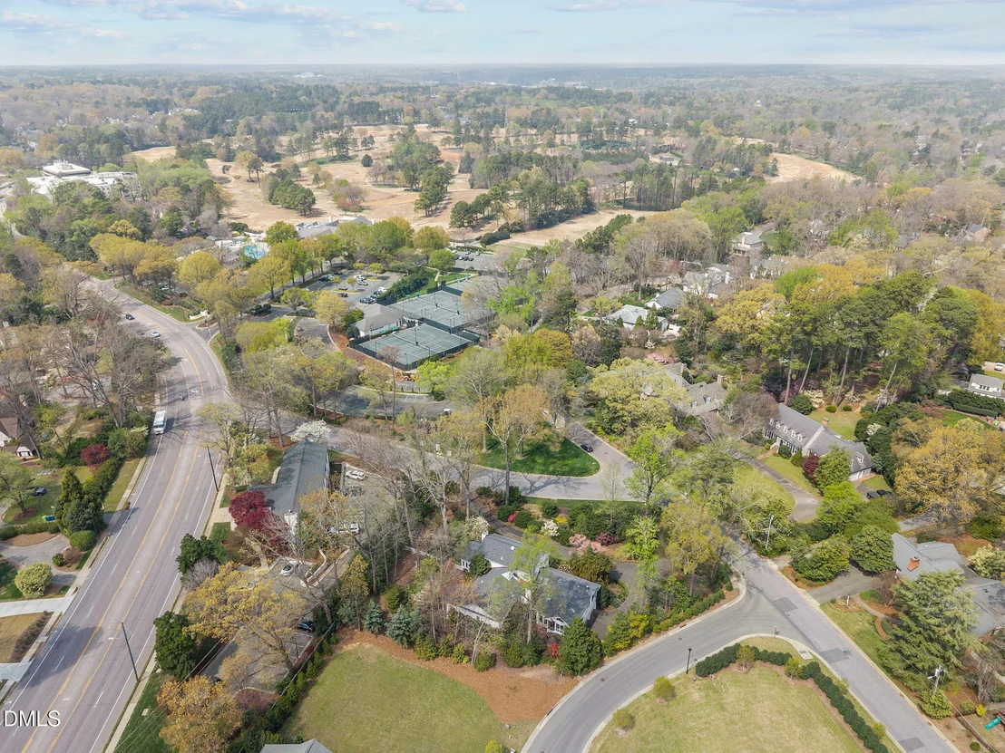 Photo of 2425 Argyle Drive