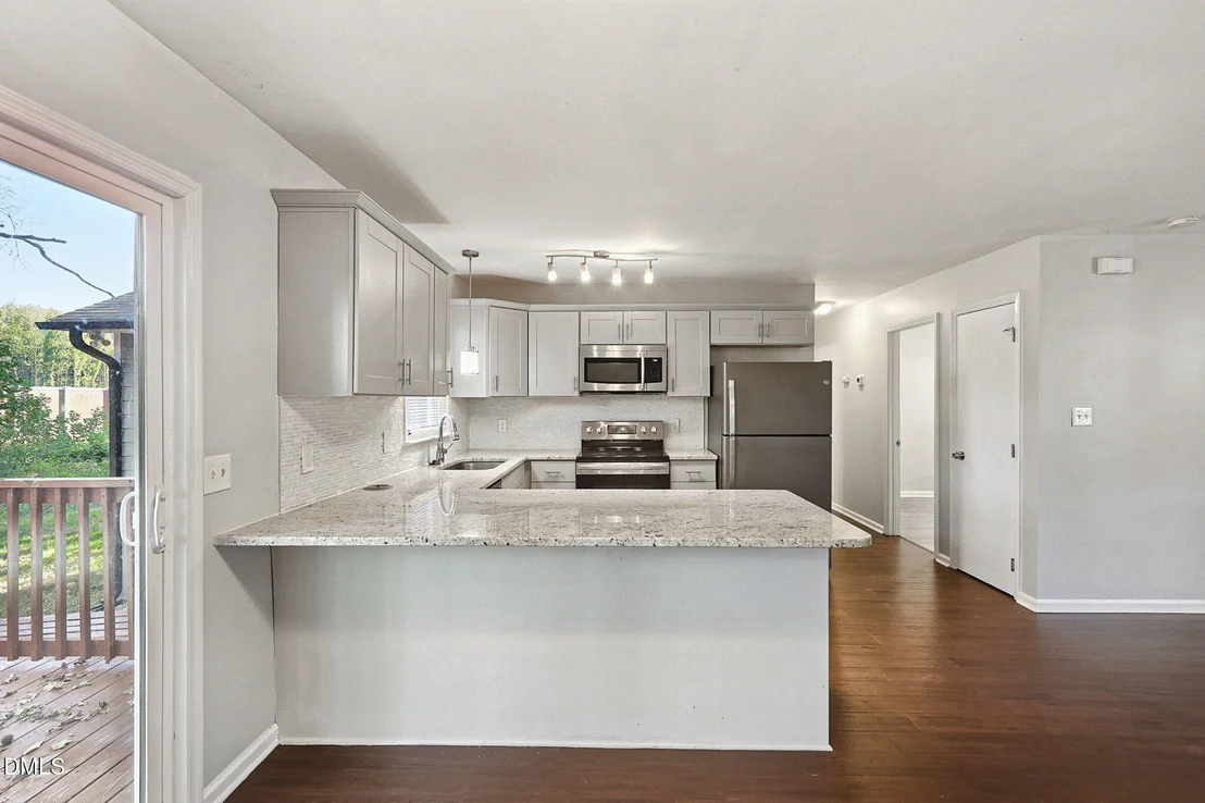 Photo of 5613 Deerborn Drive