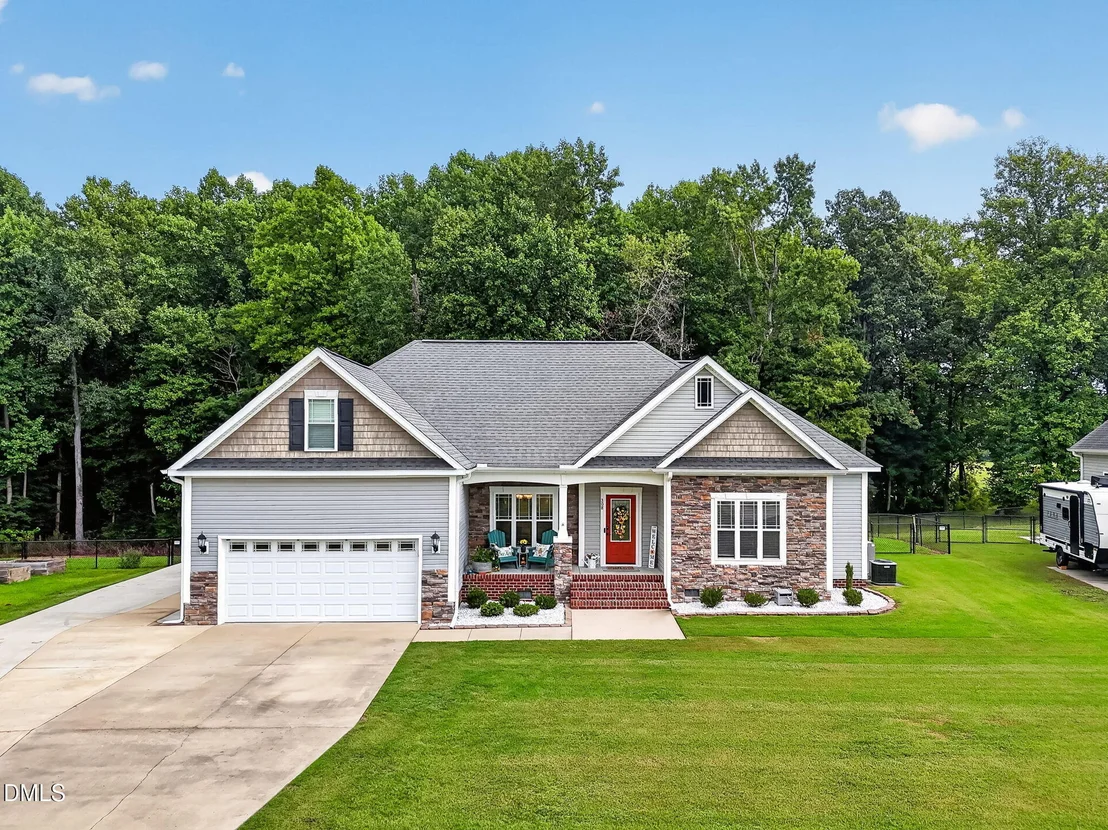 Photo of 308 Willowbrook Drive