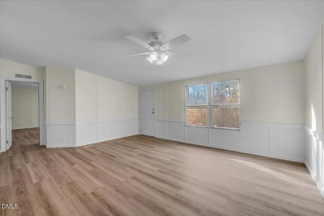 Photo of 230 Dustin Lane