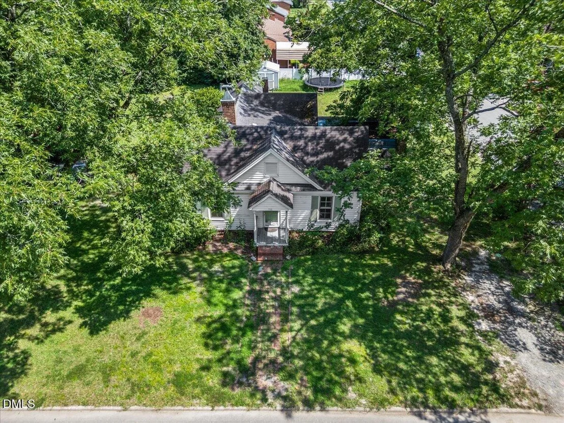 Photo of 700 N Webb Street