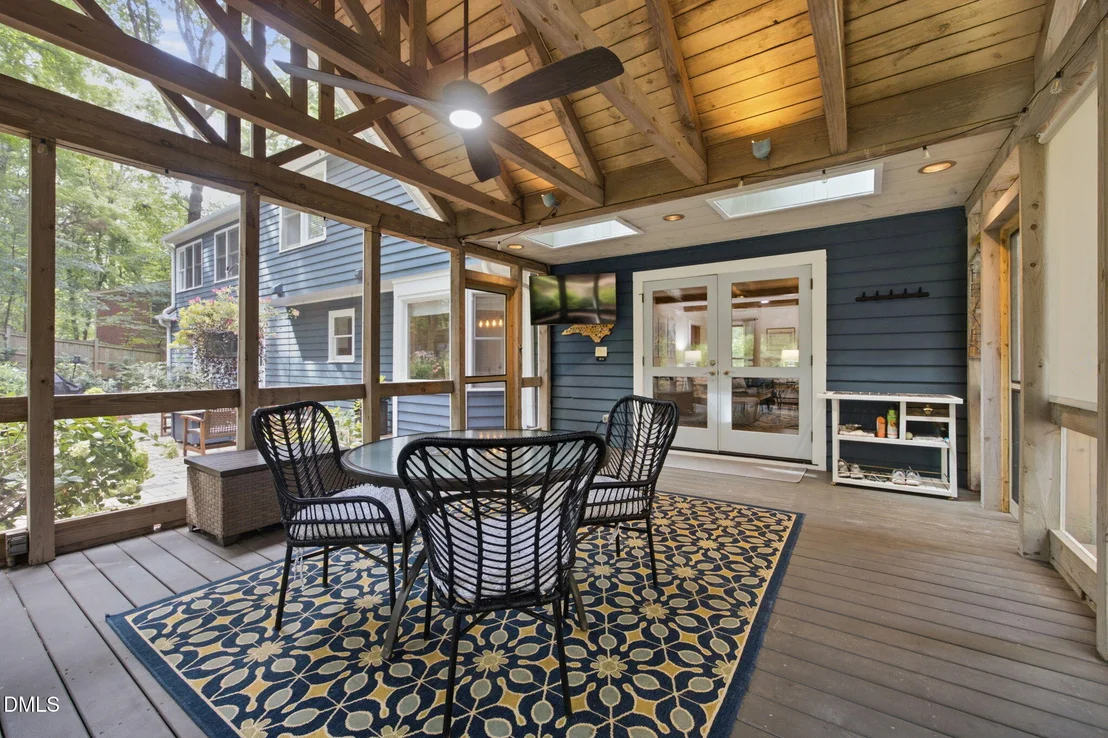 Photo of 4913 Springwood Drive