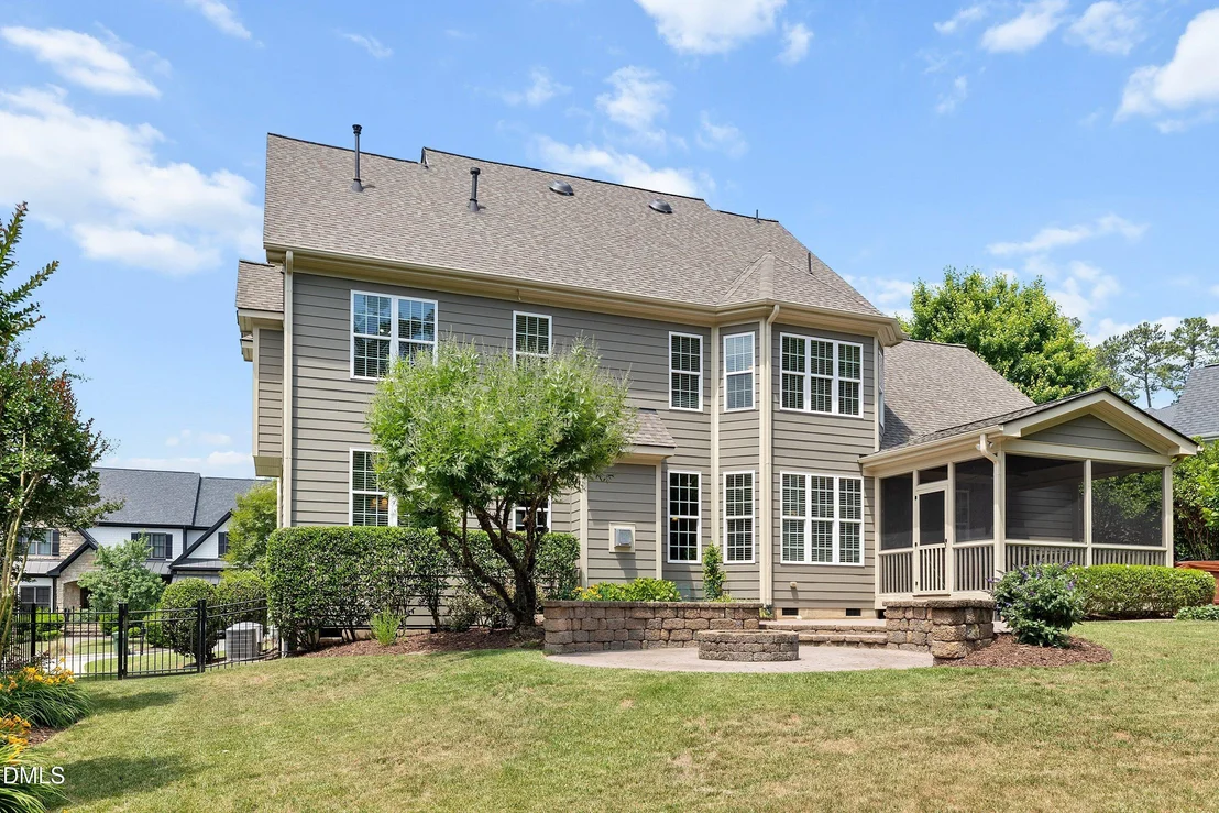 Photo of 824 Magalloway Drive
