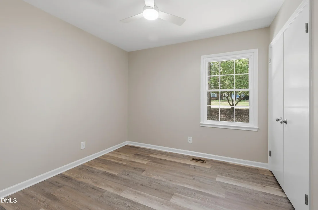 Photo of 5805 Newhall Road
