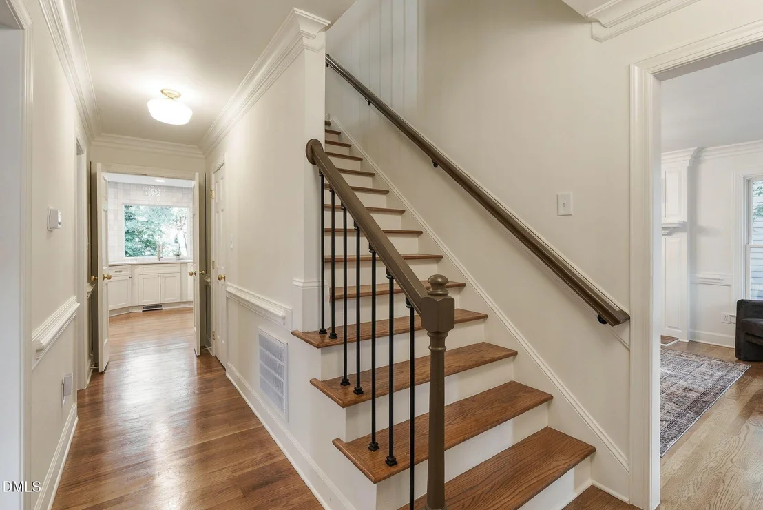 Photo of 1825 Thorpshire Drive