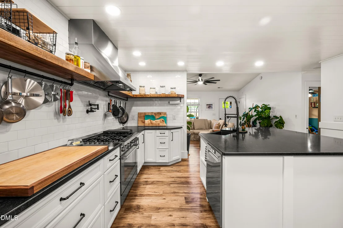 Photo of 184 Westchase Drive