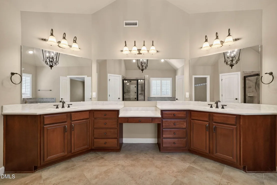 Photo of 105 Lily Crossing