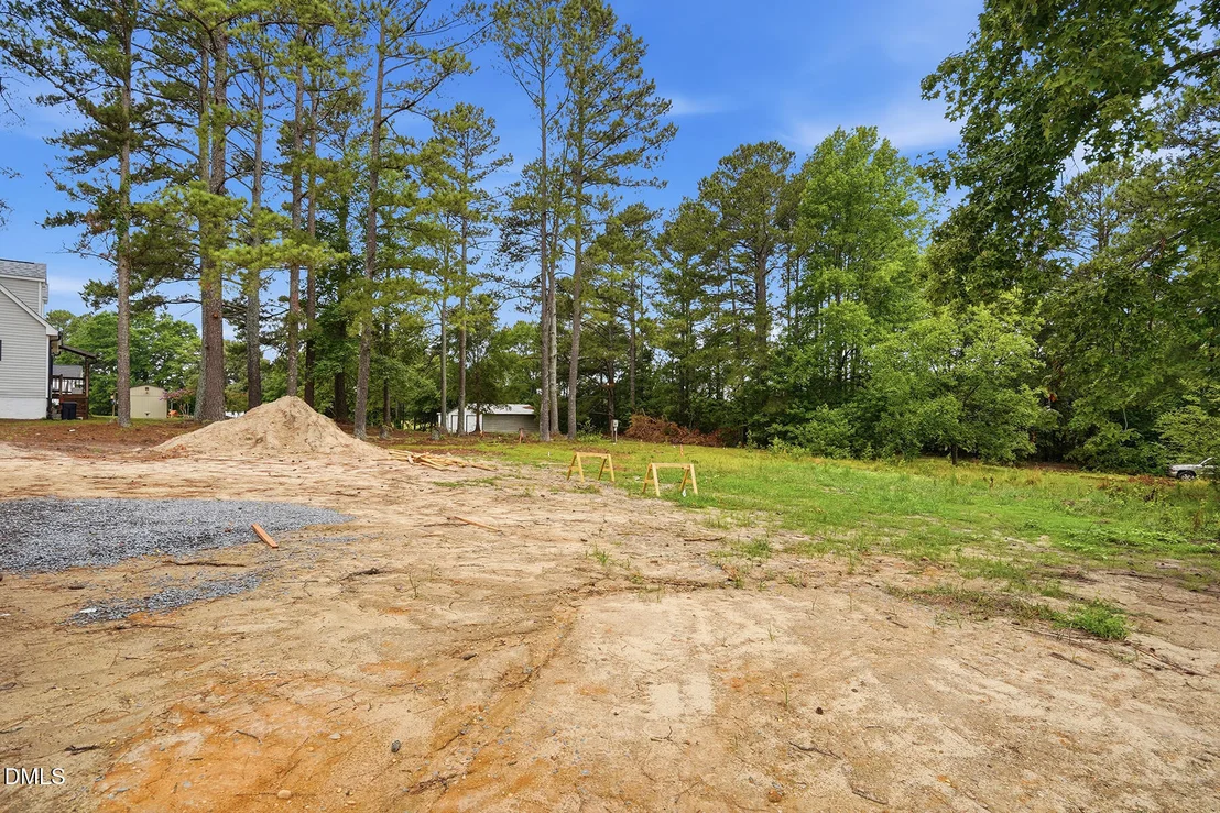 Photo of 1126 Aquilla Road