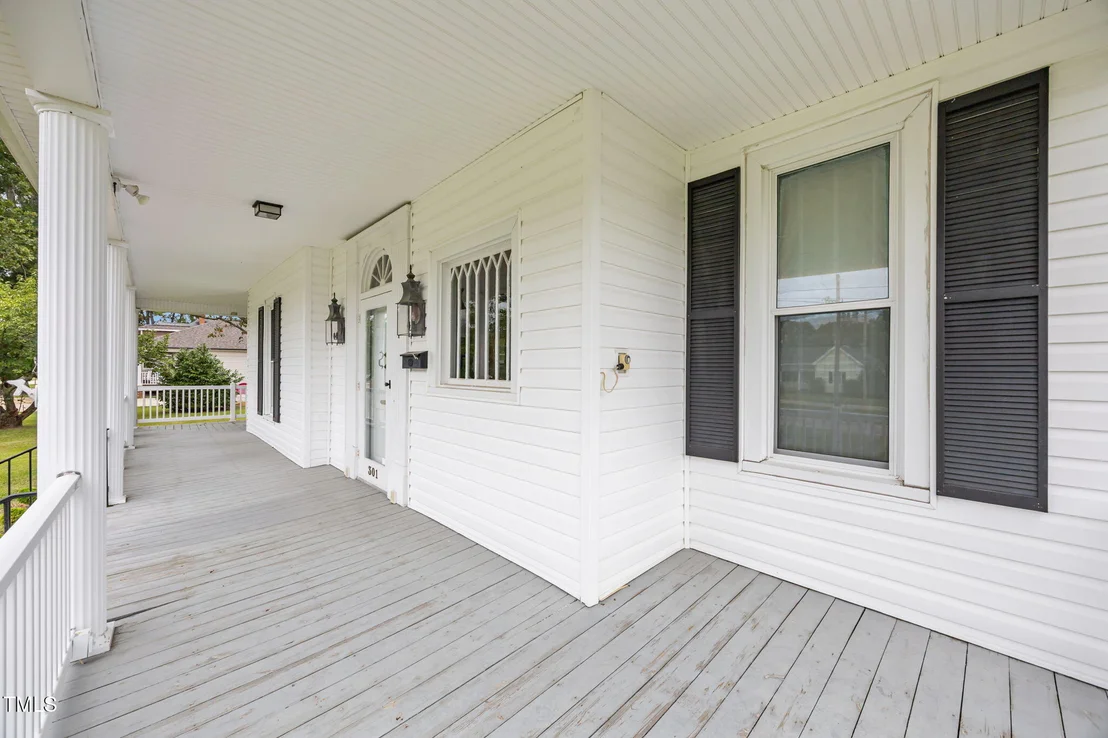 Photo of 301 E H Street