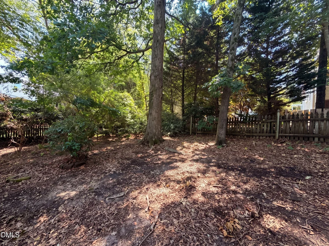 Photo of 1487 Big Leaf Loop