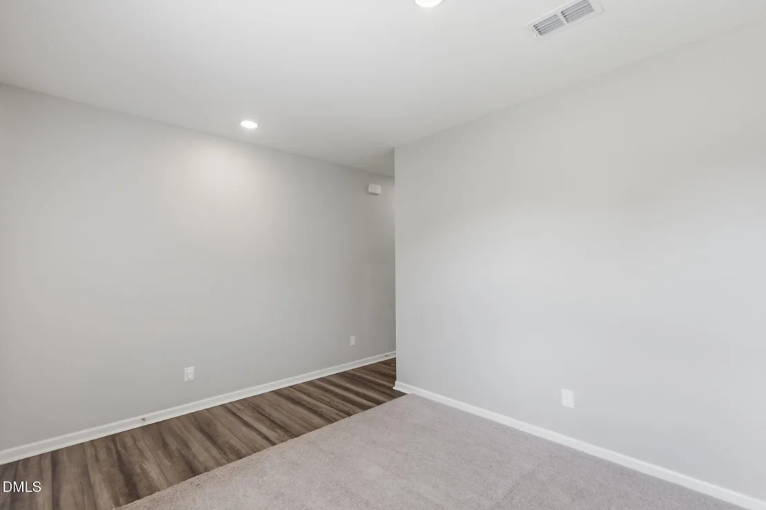 Photo of 1114 Centerview Drive