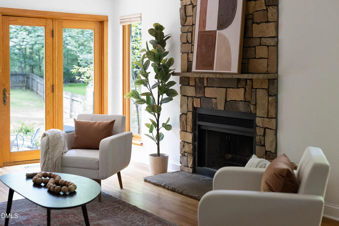 Photo of 414 Waterside Drive