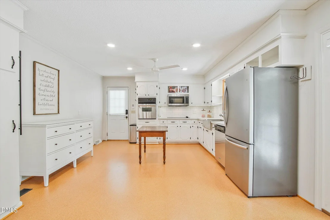 Photo of 6424 Amhurst Road