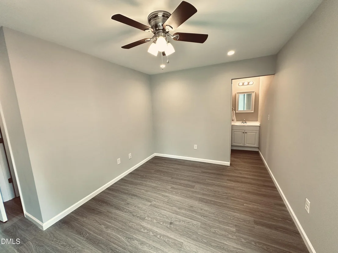 Photo of 105 Hunter Place