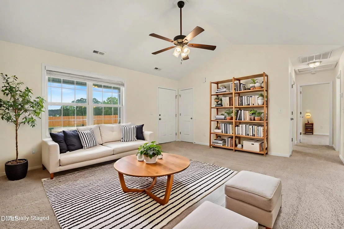 Photo of 7261 Clara Street