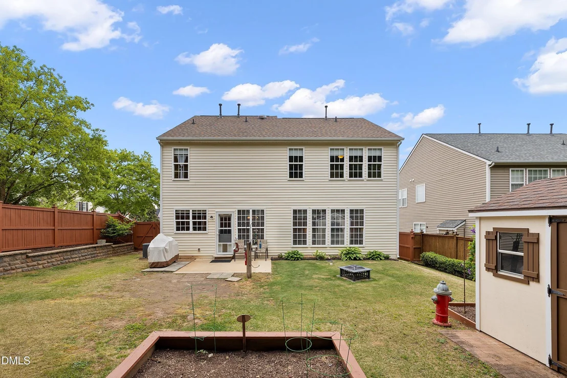 Photo of 7400 Silver View Lane