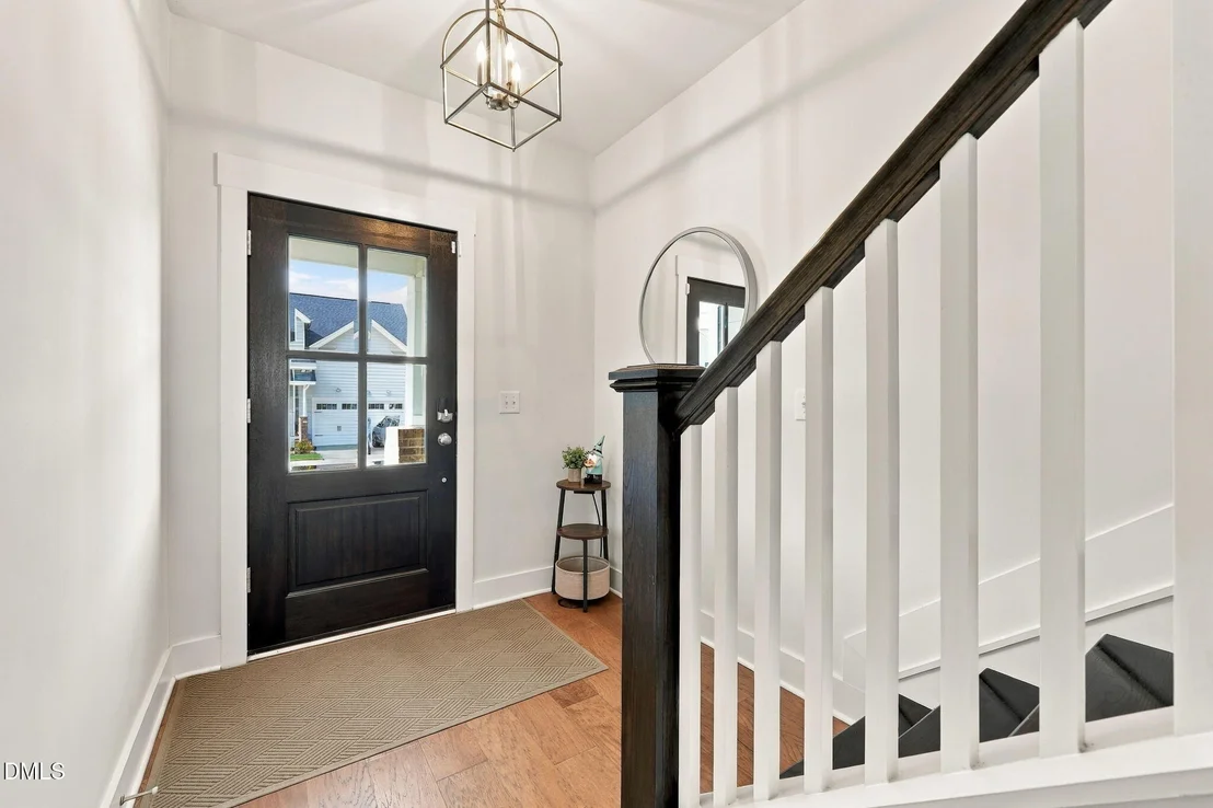 Photo of 325 Underhill Way