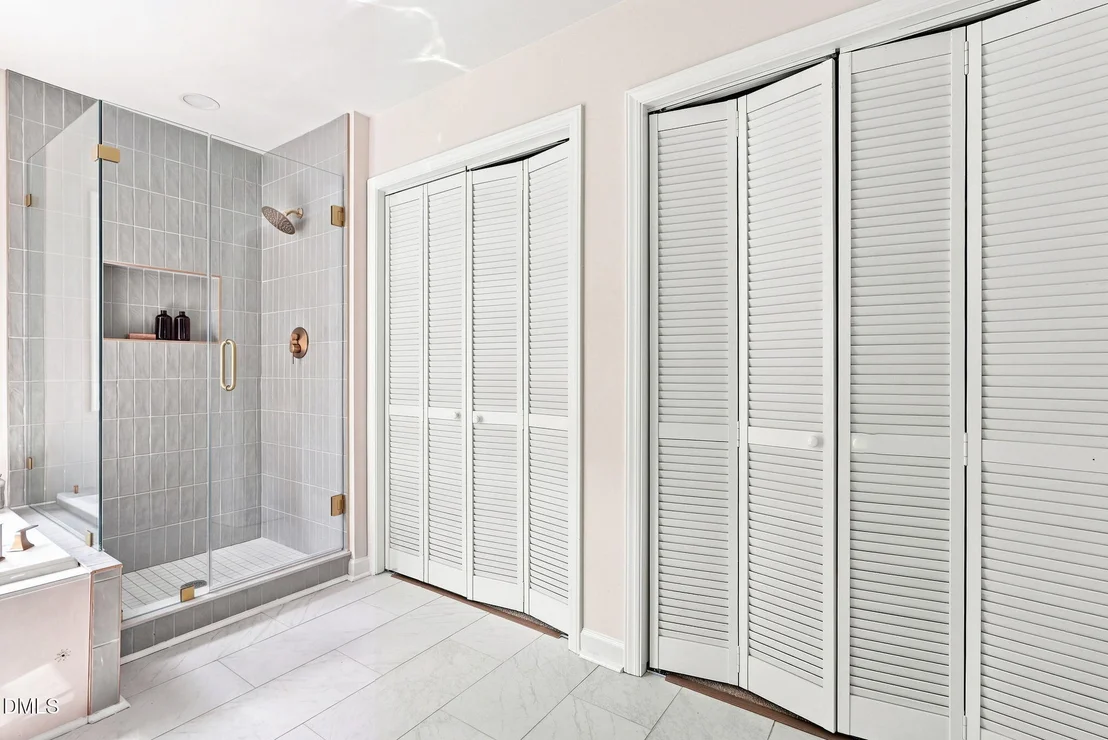 Photo of 3500 Middlebrook Drive